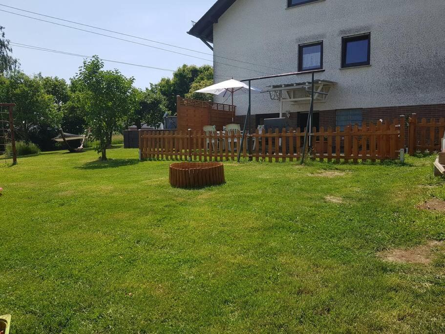 Ferienwohnung Bela, Naehe Nuerburgring Luxem Экстерьер фото