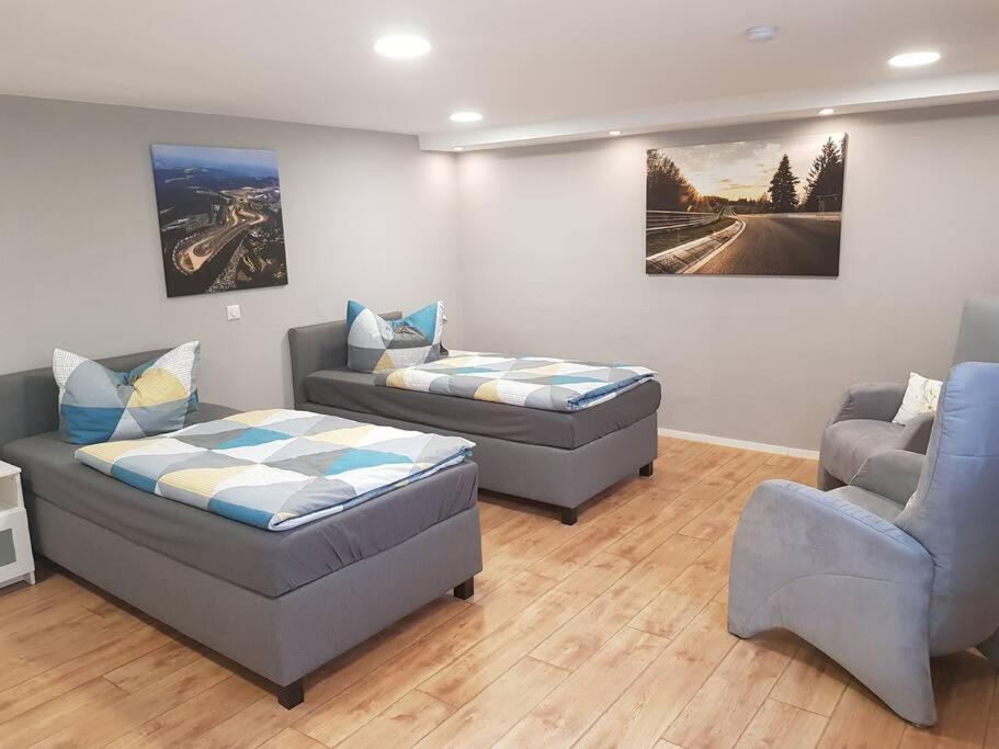 Ferienwohnung Bela, Naehe Nuerburgring Luxem Экстерьер фото