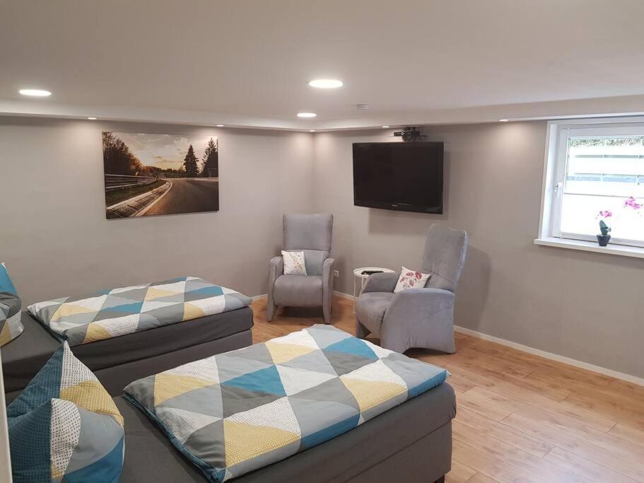 Ferienwohnung Bela, Naehe Nuerburgring Luxem Экстерьер фото